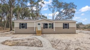 3/2 HOME Renovated 2,100 sq feet Ocklawaha